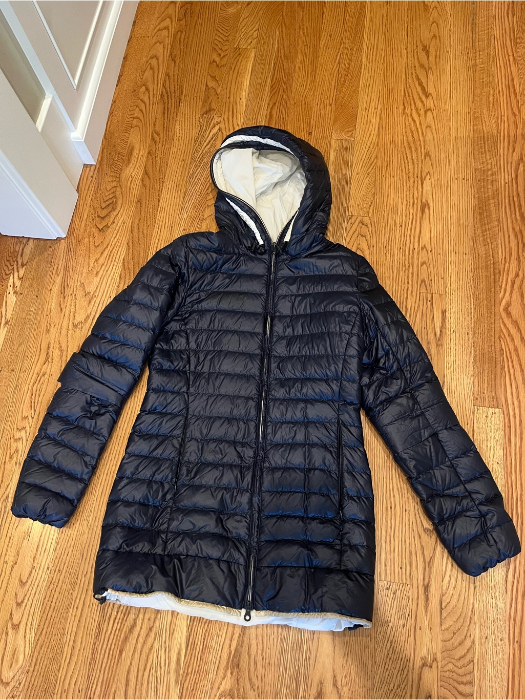 Duvetica Women's Navy Hooded Lightweight Puffer Jacket With Cream Lining